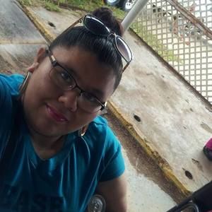 Meet your Posher, Trayla